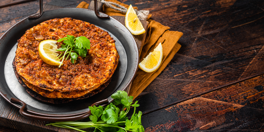 Build a Seattle Catering Menu: Starters, Mains, Sides, and Desserts